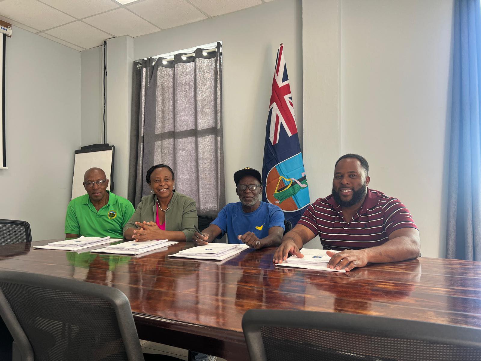 Ministry of Agriculture, Lands, Housing & the Environment Signs Contract For Construction Of New Social Housing Units In Drummonds